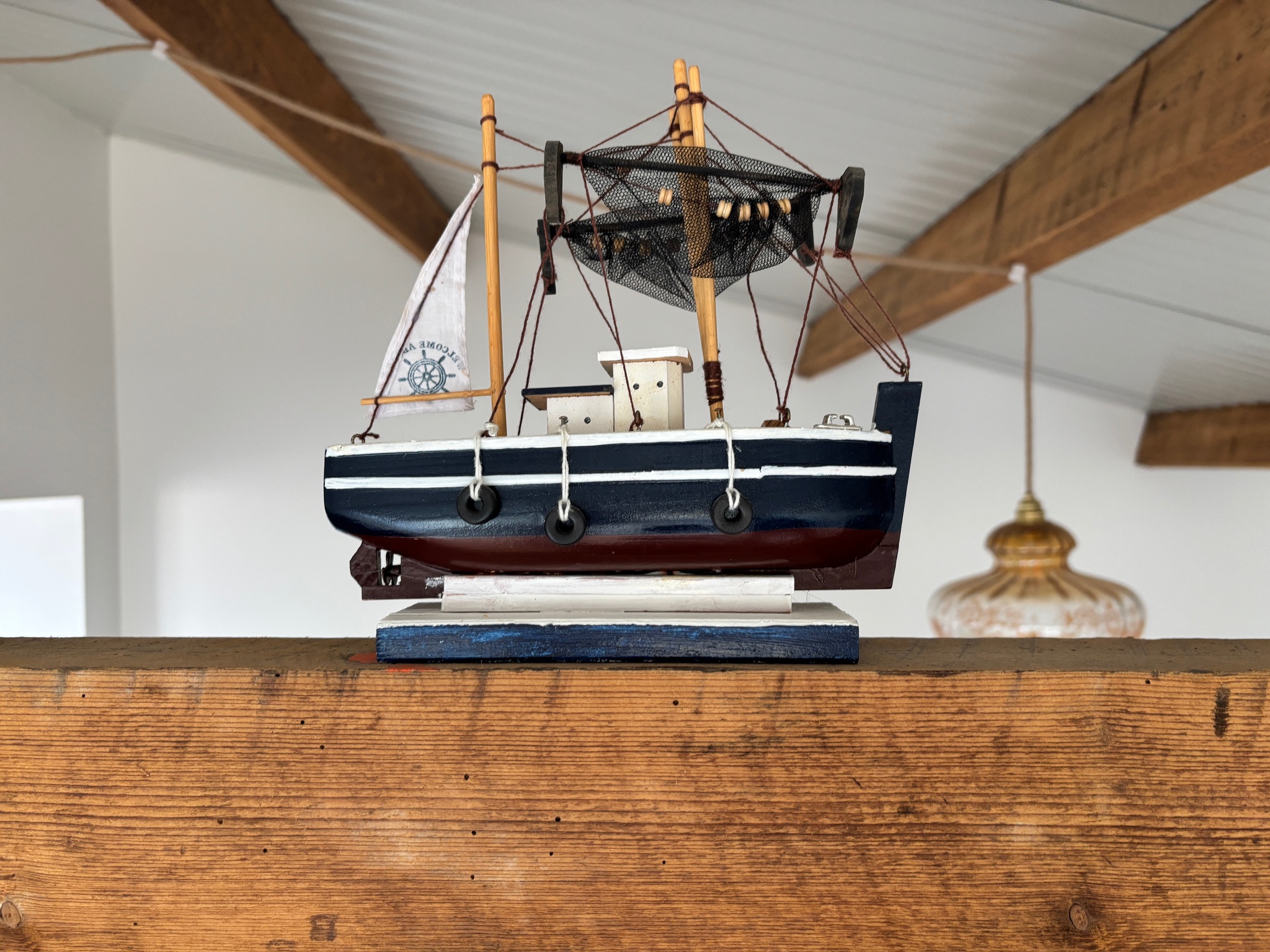 Maquette de bateau, détail de la décoration